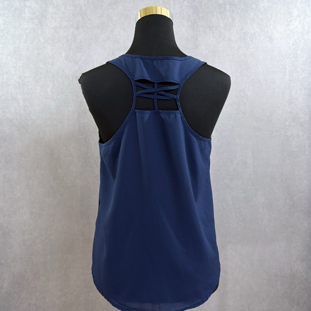 NWOT Yahada Embroidered Tank Top - Picture 2 of 8